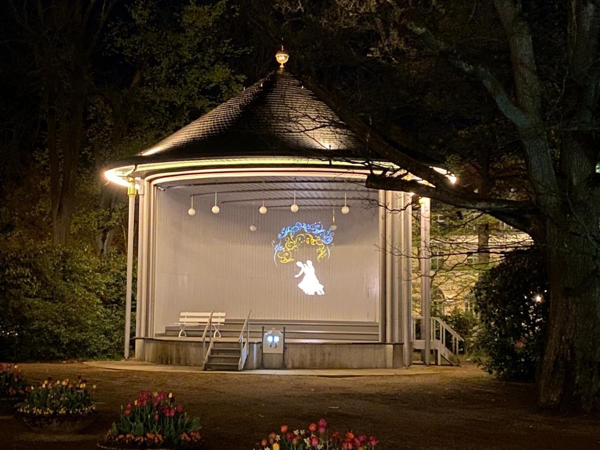 Fewo Roland Ranft Direkt Am Kurpark Barrierearm 60Qm Bad Elster Exteriér fotografie